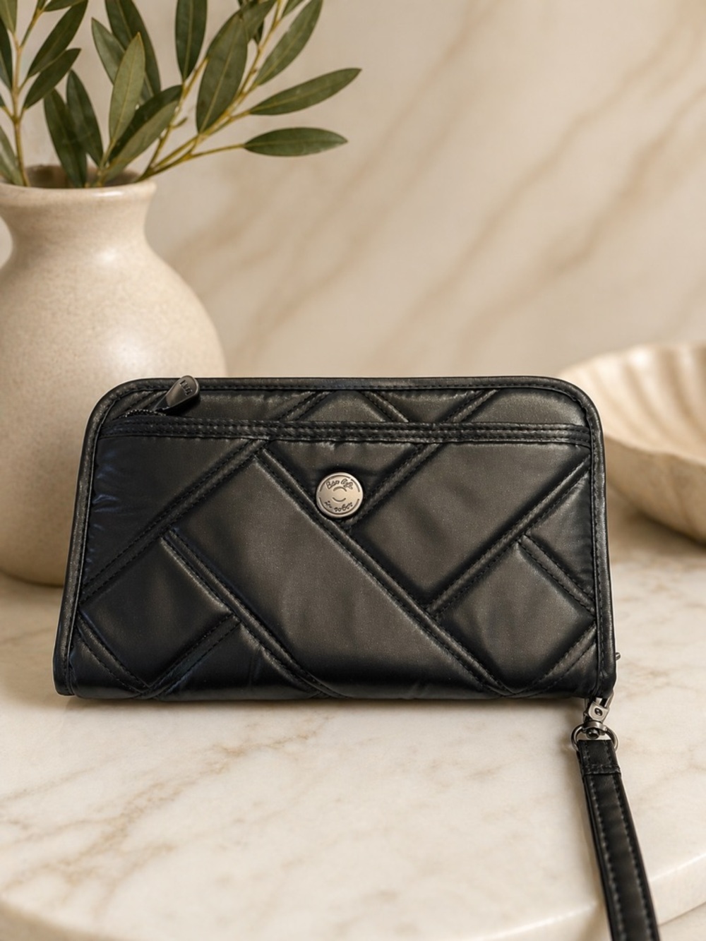 Lug Zeppelin 2 Wristlet / Wallet Metallic Black